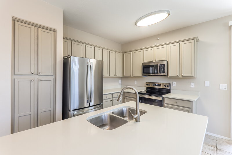 1,990/Mo, 15233 W Banff Ln Surprise, AZ 85379 Kitchen View