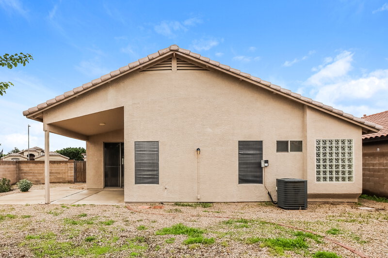 1,700/Mo, 15112 W Eureka Trl Surprise, AZ 85374 Rear View