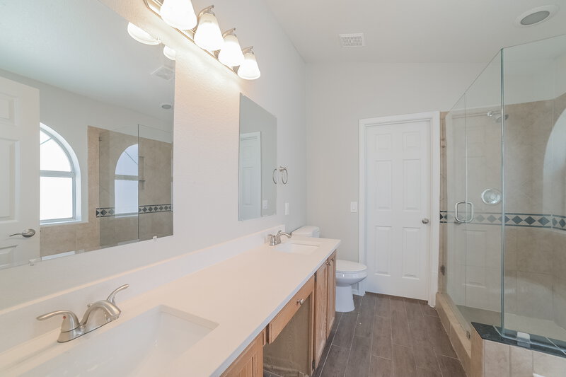 2,200/Mo, 655 N Rita Ln Chandler, AZ 85226 Main Bathroom View