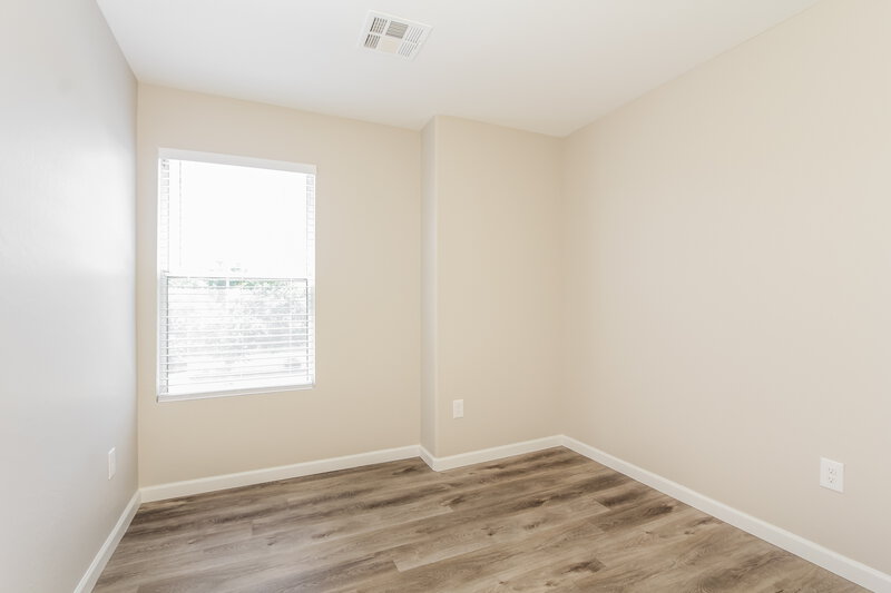 1,725/Mo, 1205 S 121st Dr Avondale, AZ 85323 Bedroom View 2