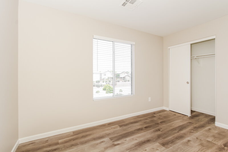 1,725/Mo, 1205 S 121st Dr Avondale, AZ 85323 Bedroom View 5