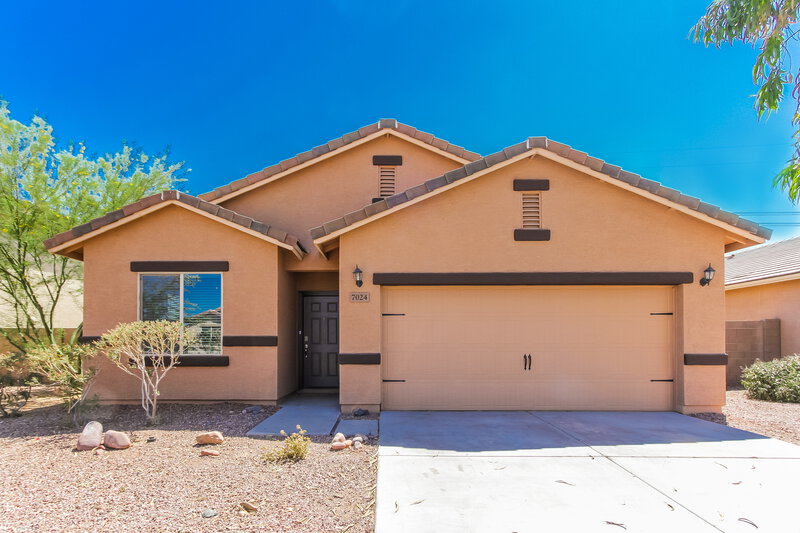 2,180/Mo, 7024 S 78th Dr Laveen, AZ 85339 External View