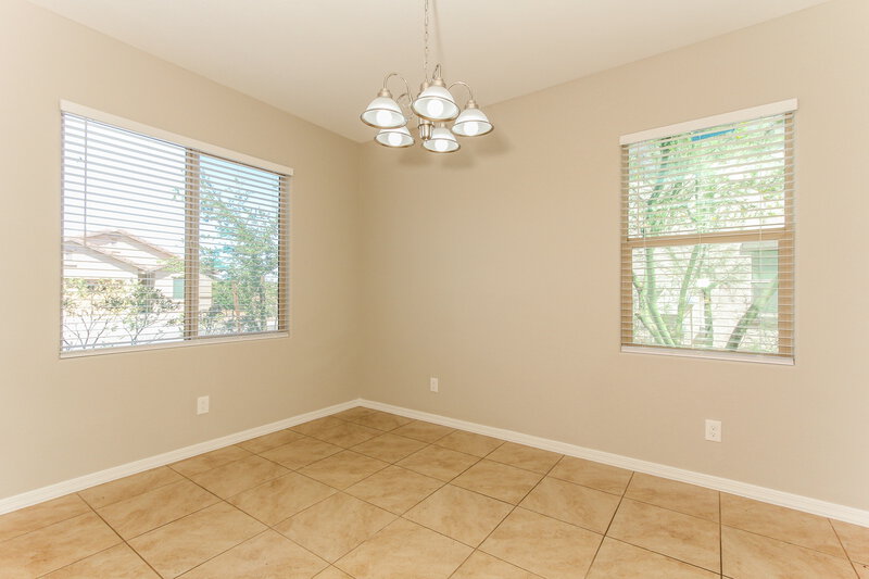 2,180/Mo, 7024 S 78th Dr Laveen, AZ 85339 Dining Room View
