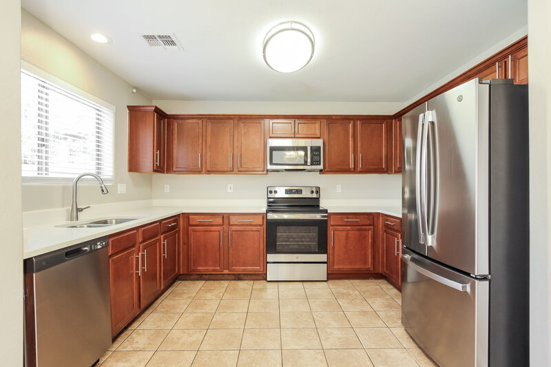 2,445/Mo, 10206 W Whyman Ave Tolleson, AZ 85353 Kitchen View