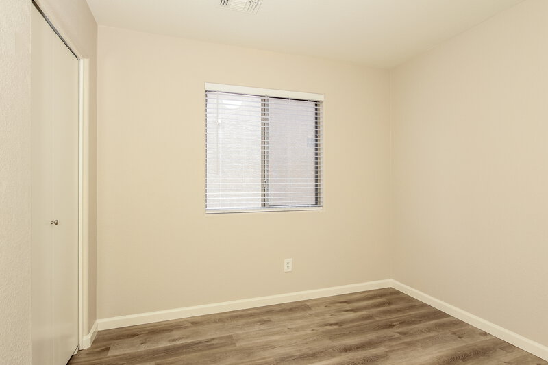 1,560/Mo, 195 W Brangus Way San Tan Valley, AZ 85143 Bedroom View 3