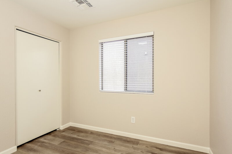 1,560/Mo, 195 W Brangus Way San Tan Valley, AZ 85143 Bedroom View 4