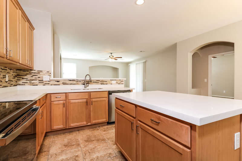 2,125/Mo, 17932 W Vogel Ave Waddell, AZ 85355 Misc View 5