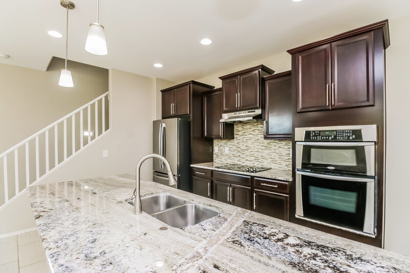 2,290/Mo, 495 N Ranger Trl Gilbert, AZ 85234 Kitchen View