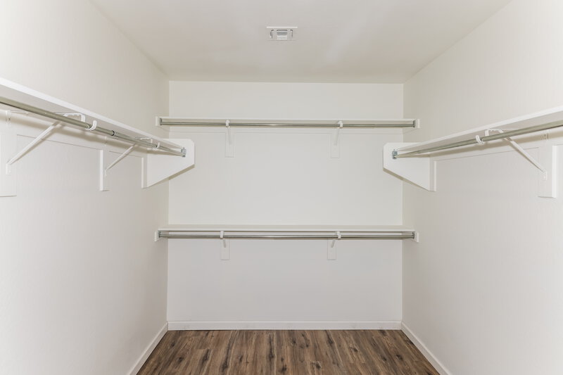 2,630/Mo, 29267 N 122nd Ln Peoria, AZ 85383 Walk In Closet View