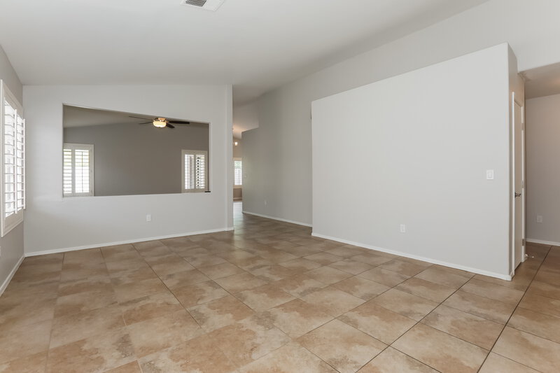 2,340/Mo, 323 N Ocean Dr Gilbert, AZ 85233 Living Room View