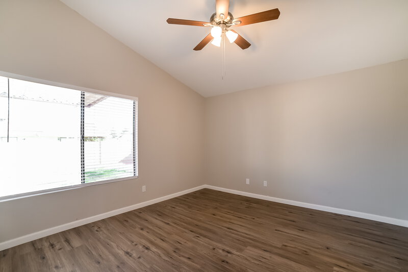 2,150/Mo, 677 W Shawnee Dr Chandler, AZ 85225 Main Bedroom View 2