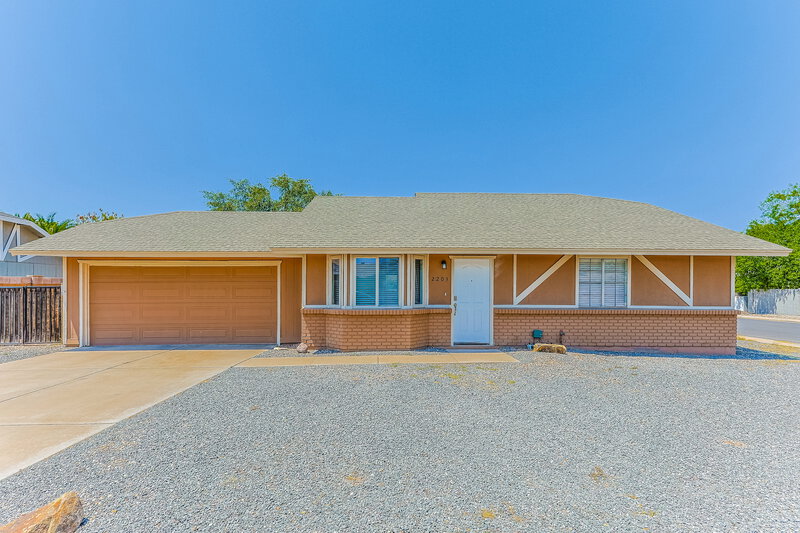 2,110/Mo, 2203 E Dragoon Ave Mesa, AZ 85204 External View