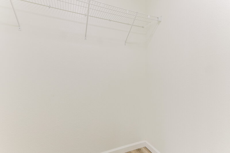 2,110/Mo, 2203 E Dragoon Ave Mesa, AZ 85204 Walk In Closet View