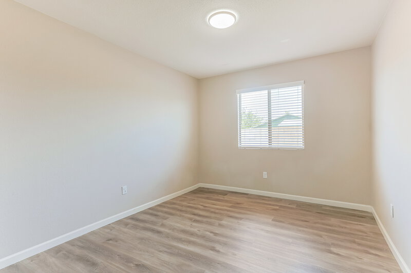 2,110/Mo, 2203 E Dragoon Ave Mesa, AZ 85204 Bedroom View 2