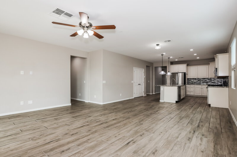 2,000/Mo, 12631 W Junipero Ct Sun City West, AZ 85375 Living Room View 2