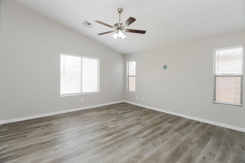 2,525/Mo, 475 W Holstein Trl San Tan Valley, AZ 85143 Main Bedroom View