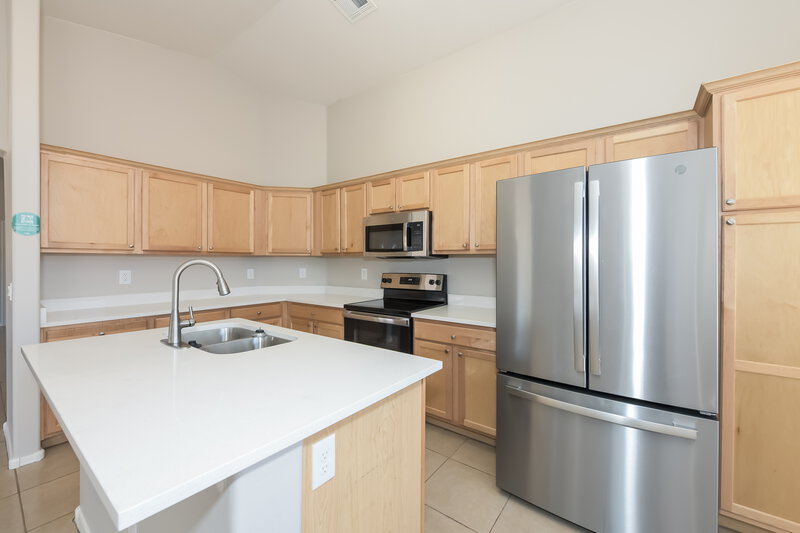 2,140/Mo, 2230 S 63rd Dr Phoenix, AZ 85043 Misc View 5