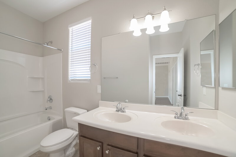 2,475/Mo, 11738 W Monte Lindo Ln Sun City, AZ 85373 Bathroom View