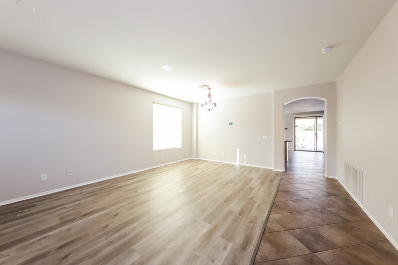 2,875/Mo, 35728 N 31st Dr Phoenix, AZ 85086 Living Room View