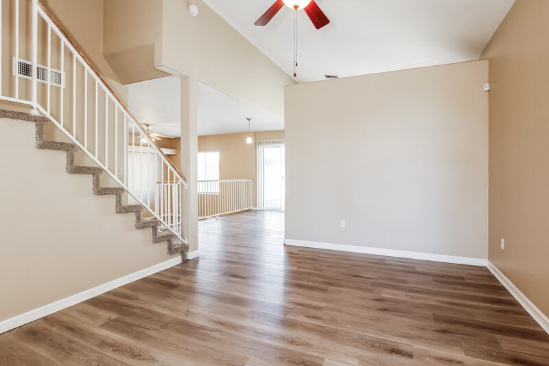 2,405/Mo, 5160 W Saragosa St Chandler, AZ 85226 Living Room View