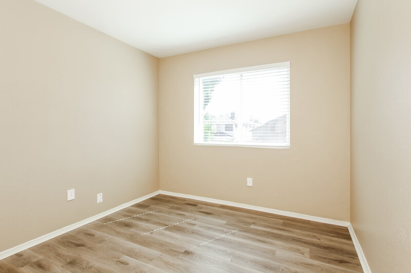 2,405/Mo, 5160 W Saragosa St Chandler, AZ 85226 Bedroom View 2