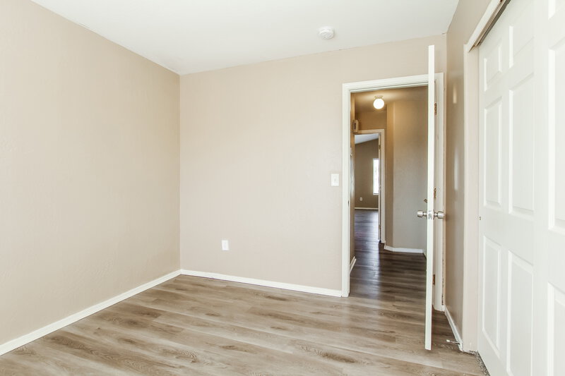 2,405/Mo, 5160 W Saragosa St Chandler, AZ 85226 Bedroom View 4