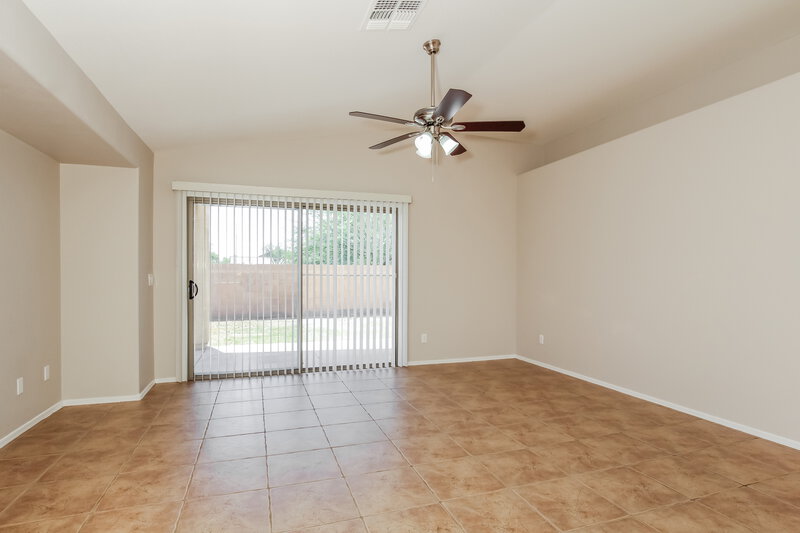 2,130/Mo, 6910 S 50th Gln Laveen, AZ 85339 Dining Room View