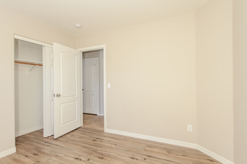 2,130/Mo, 6910 S 50th Gln Laveen, AZ 85339 Bedroom View 2