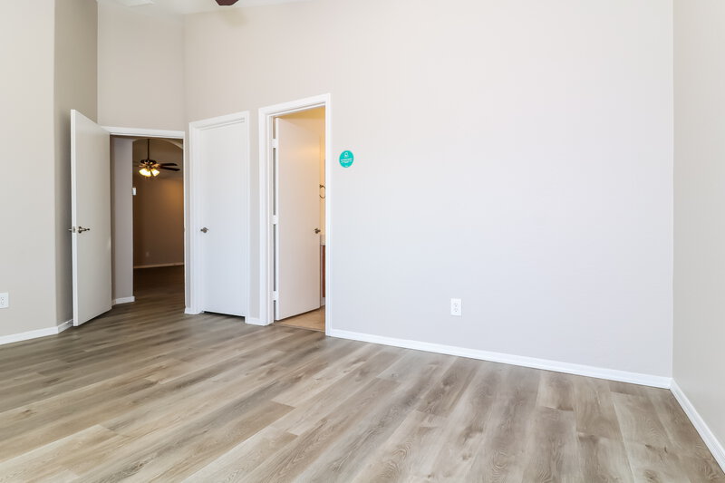1,830/Mo, 15108 N El Frio Ct El Mirage, AZ 85335 Main Bedroom View 2