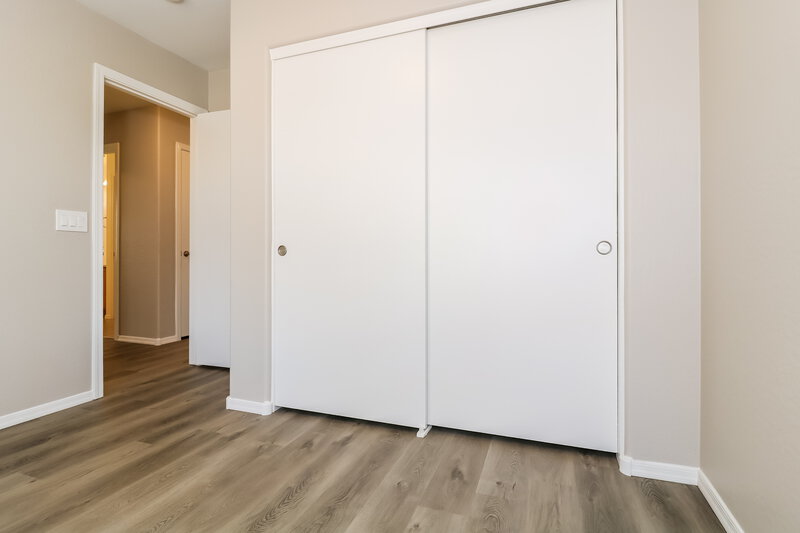 1,830/Mo, 15108 N El Frio Ct El Mirage, AZ 85335 Bedroom View 2