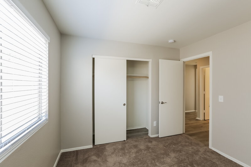 1,780/Mo, 11313 W Diana Ave Peoria, AZ 85345 Bedroom View 2