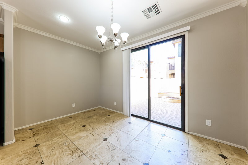 2,390/Mo, 2302 W Jake Hvn Phoenix, AZ 85085 Dining Room View
