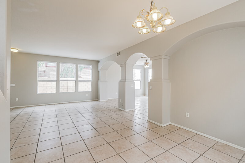 2,445/Mo, 13519 W San Juan Ct Litchfield Park, AZ 85340 Dining Room View