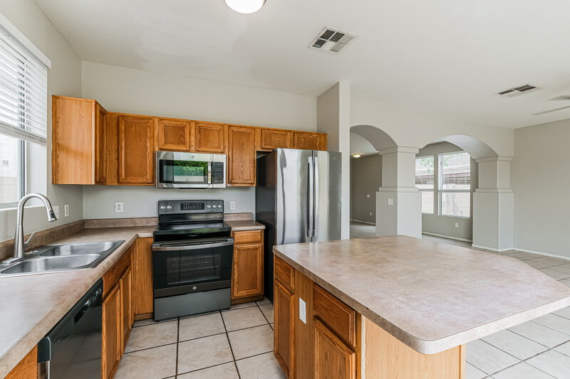 2,445/Mo, 13519 W San Juan Ct Litchfield Park, AZ 85340 Kitchen View 2