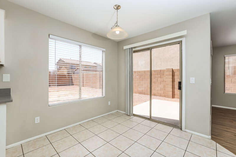 1,910/Mo, 12415 W El Nido Ln Litchfield Park, AZ 85340 Dining Room View