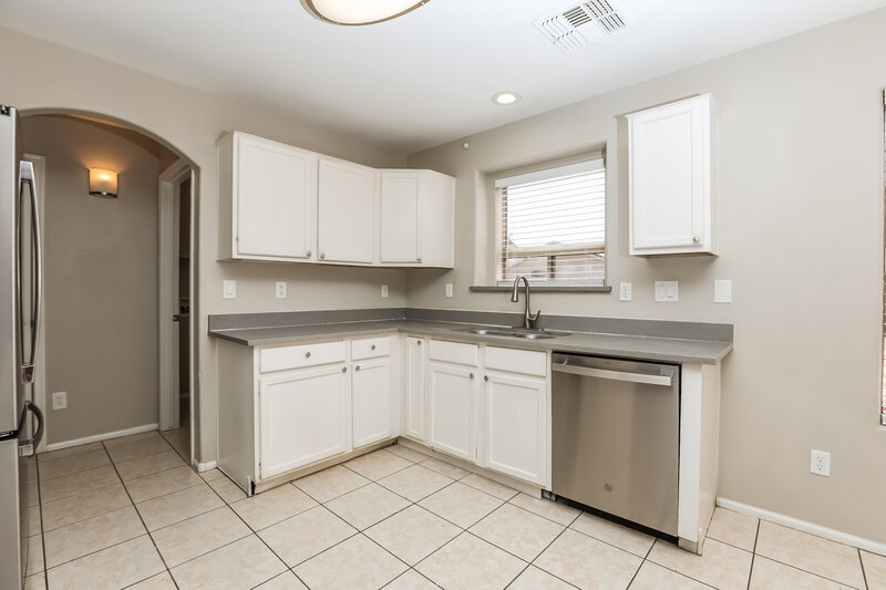 1,910/Mo, 12415 W El Nido Ln Litchfield Park, AZ 85340 Kitchen View