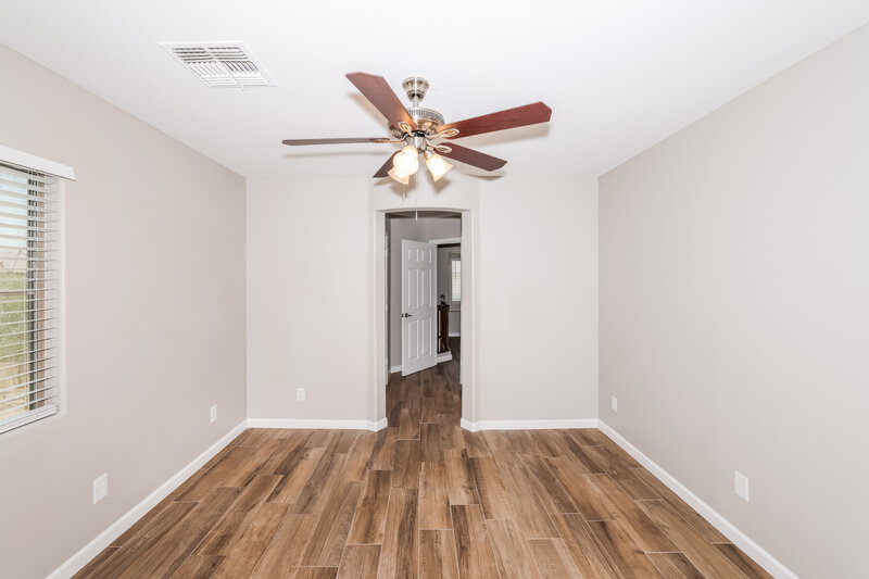 2,250/Mo, 10325 W Sands Dr Lot 458 Peoria, AZ 85383 Main Bedroom View