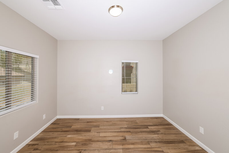 2,250/Mo, 10325 W Sands Dr Lot 458 Peoria, AZ 85383 Bedroom View 2