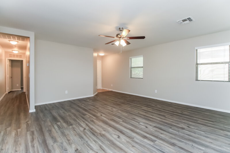 1,880/Mo, 2443 E Meadow Mist Ln San Tan Valley, AZ 85140 Living Room View