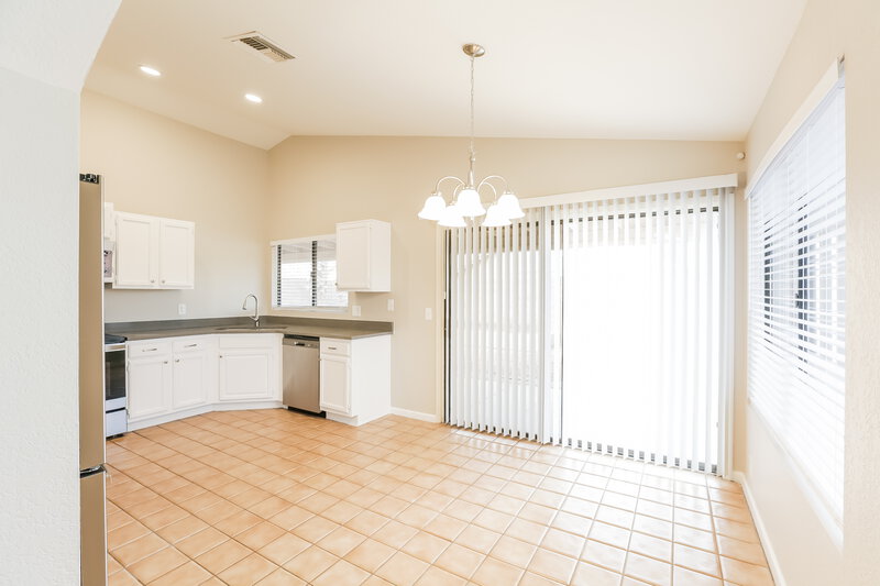 2,170/Mo, 74 S Oak St Chandler, AZ 85226 Dining Room View