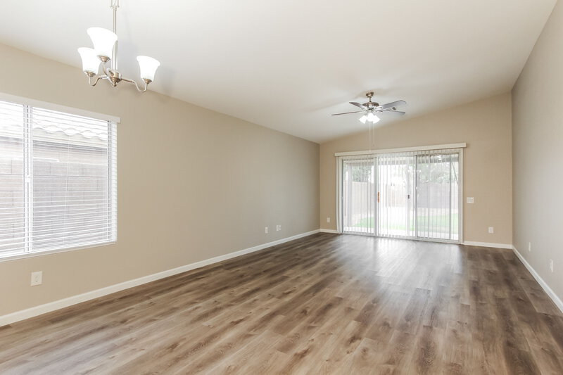 2,500/Mo, 2243 E Ross Ave Phoenix, AZ 85024 Dining Room View