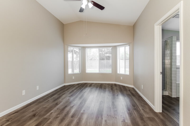 2,500/Mo, 2243 E Ross Ave Phoenix, AZ 85024 Main Bedroom View