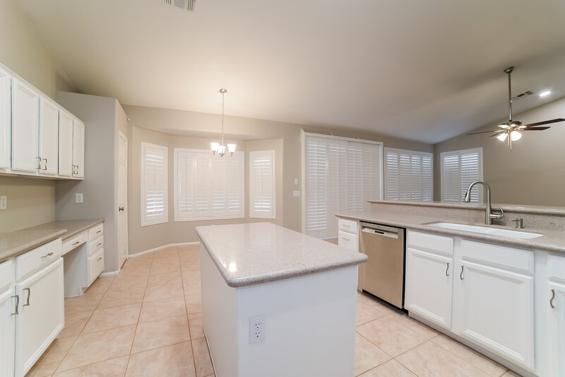 2,640/Mo, 7064 E Lobo Ave Mesa, AZ 85209 Misc View 6