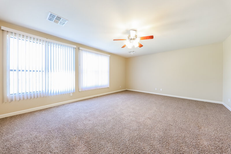 3,460/Mo, 7064 W Antelope Dr Peoria, AZ 85383 Sitting Room View