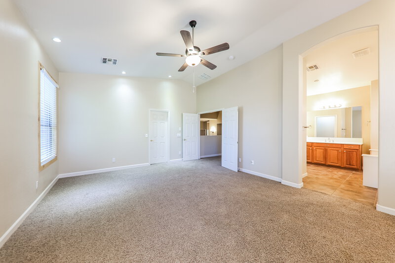 3,460/Mo, 7064 W Antelope Dr Peoria, AZ 85383 Main Bedroom View 2