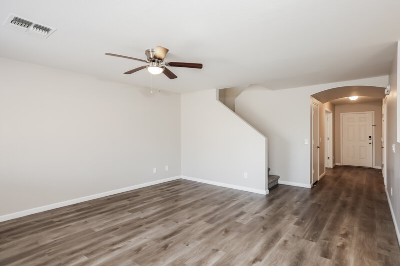 1,965/Mo, 8514 W Pioneer St Tolleson, AZ 85353 Living Room View
