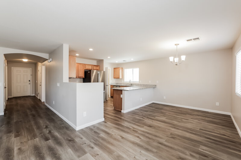 1,965/Mo, 8514 W Pioneer St Tolleson, AZ 85353 Dining Room View