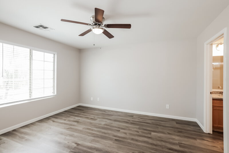1,965/Mo, 8514 W Pioneer St Tolleson, AZ 85353 Main Bedroom View