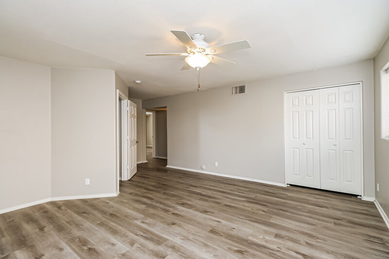 2,595/Mo, 555 W Spur Ave Gilbert, AZ 85233 Main Bedroom View