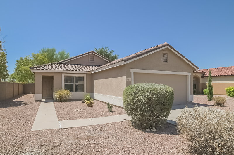 2,095/Mo, 3025 W Silver Sage Ln Phoenix, AZ 85083 External View